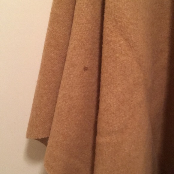 Sutton Studio Wool Cape with fringe 🎊HP🎊 - Picture 6 of 8